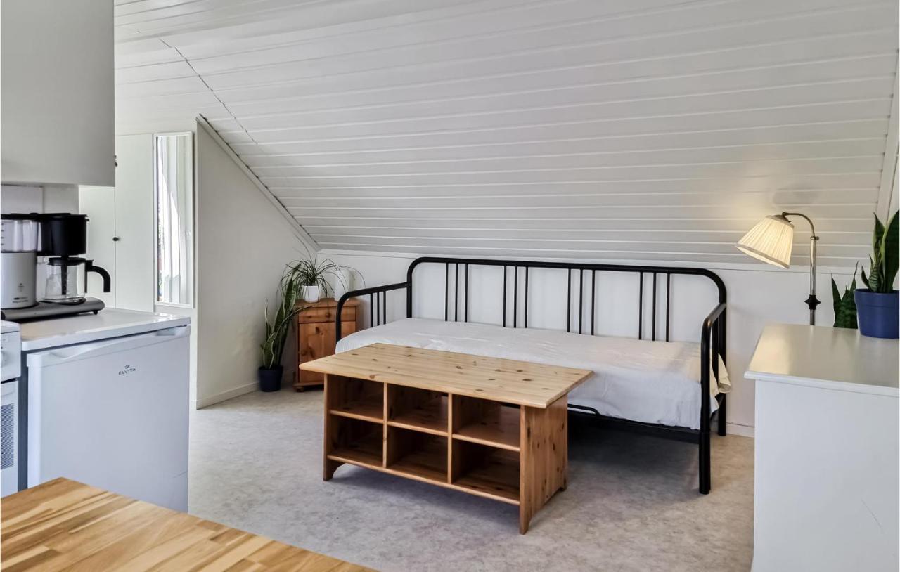 Stunning Apartment In Gullspang With Wifi Экстерьер фото