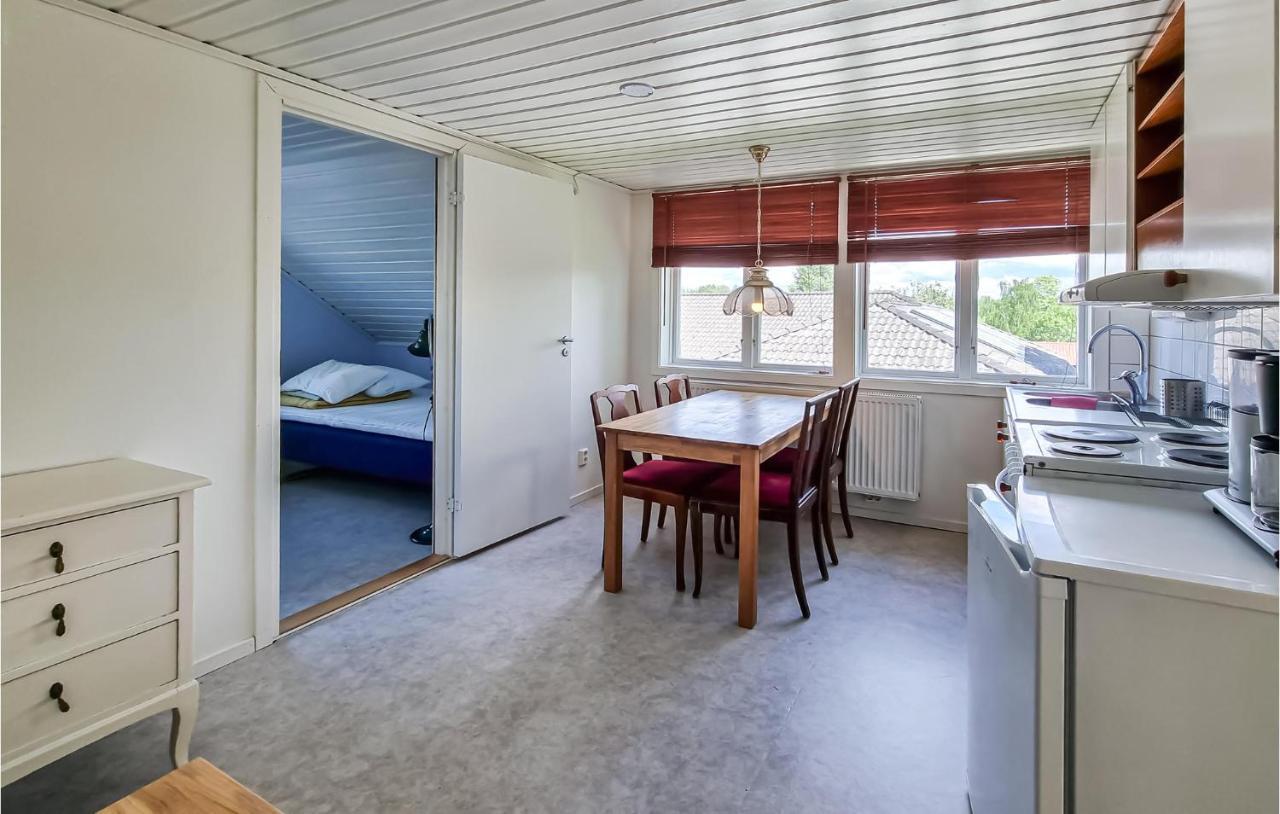 Stunning Apartment In Gullspang With Wifi Экстерьер фото