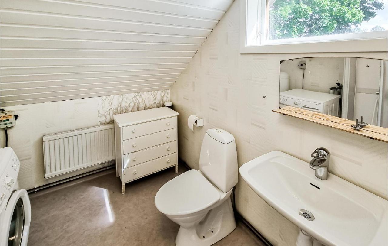 Stunning Apartment In Gullspang With Wifi Экстерьер фото