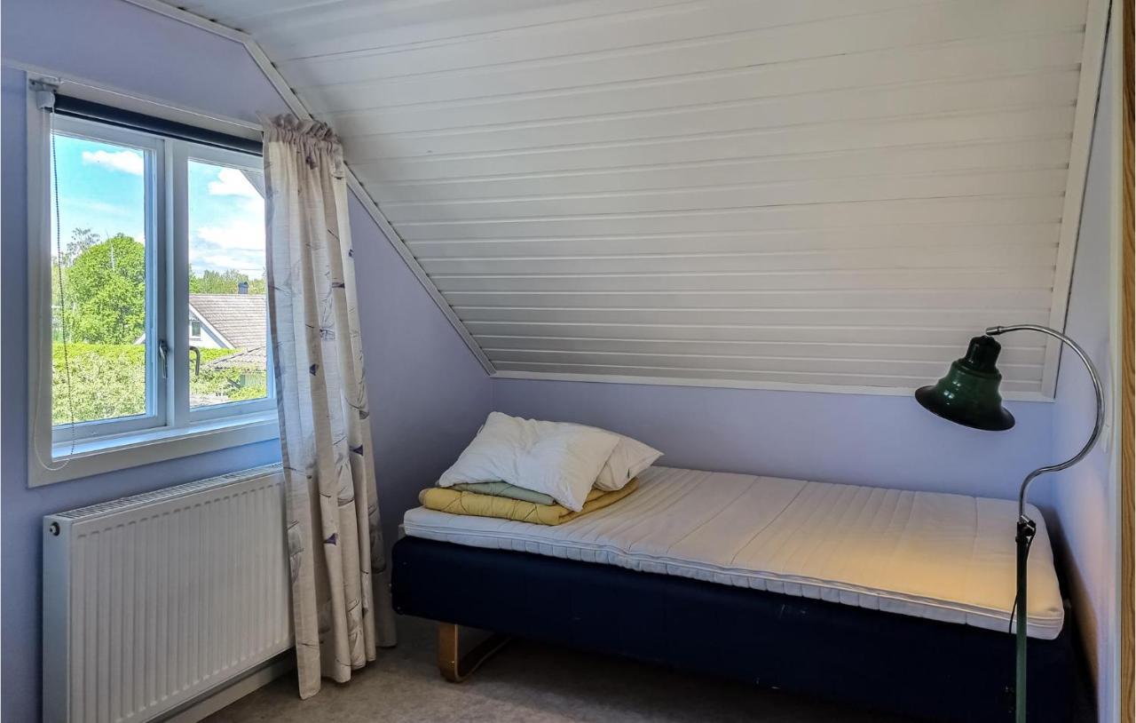 Stunning Apartment In Gullspang With Wifi Экстерьер фото