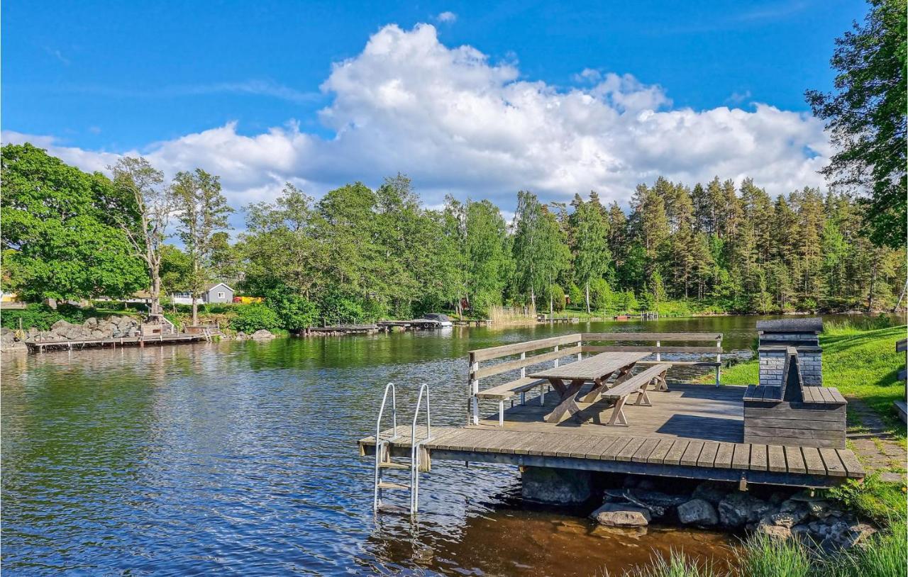 Stunning Apartment In Gullspang With Wifi Экстерьер фото